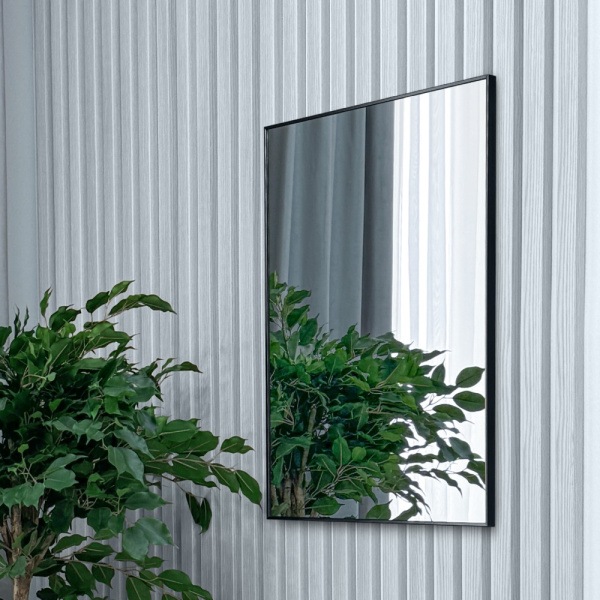 Настенное зеркало PLAZA